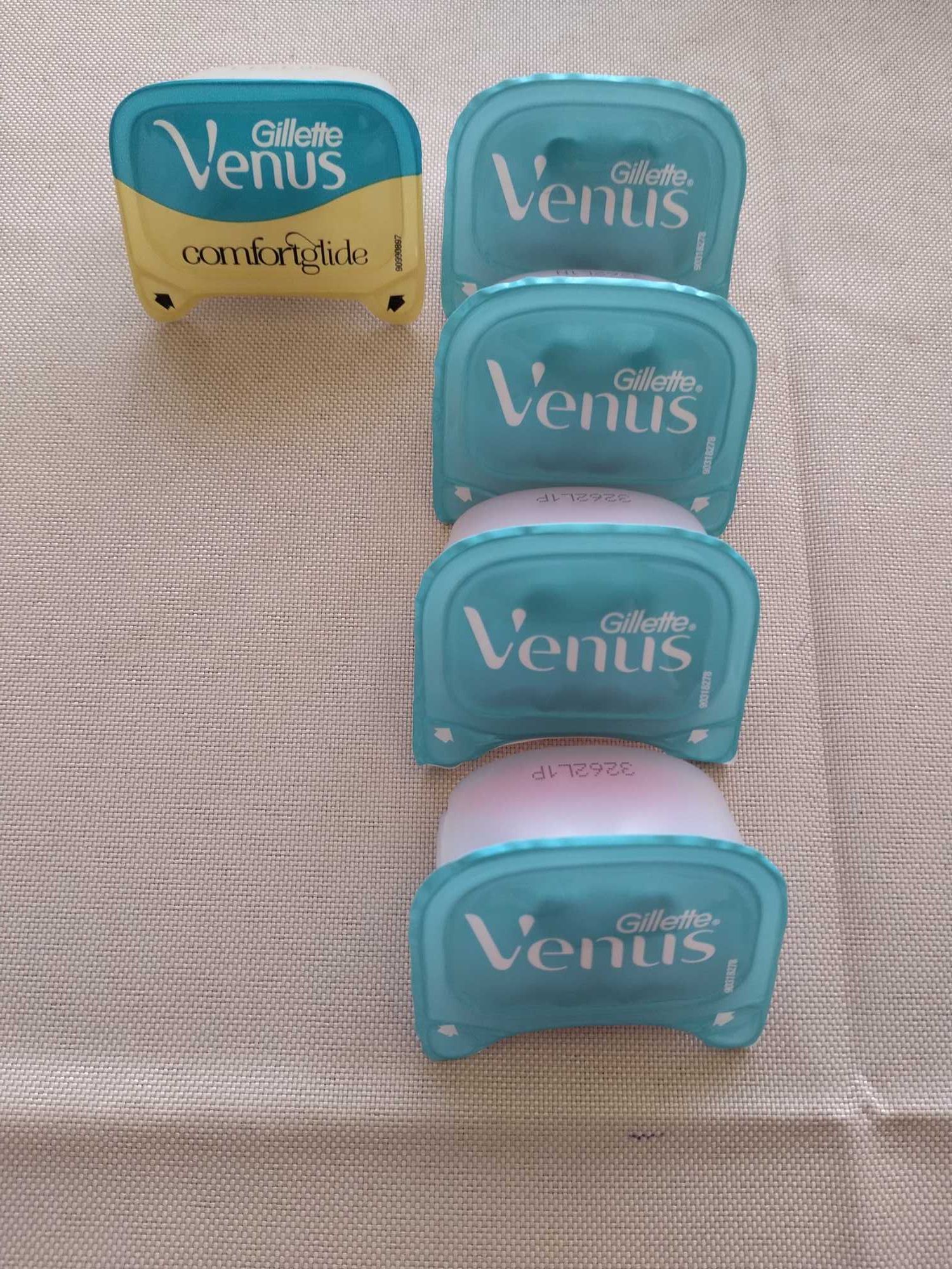 Duży zestaw Gillette Venus - maszynki + dodatkowe wkłady/nożyki/ostrza