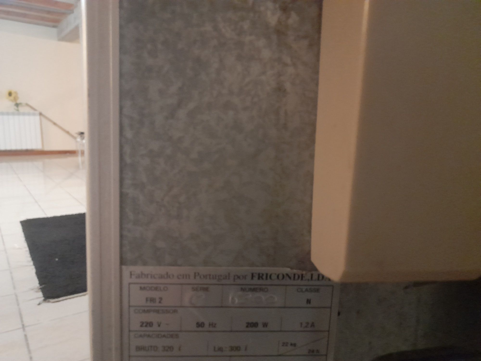 Arca congeladora de 320lts como nova