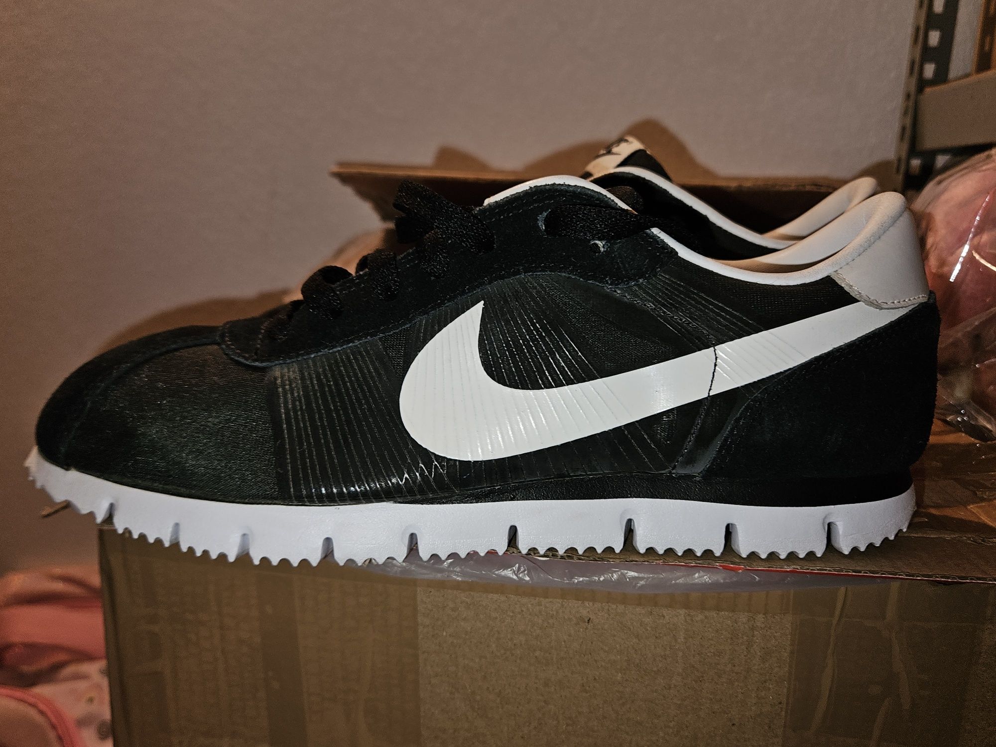 Nike cortez versão rara 40