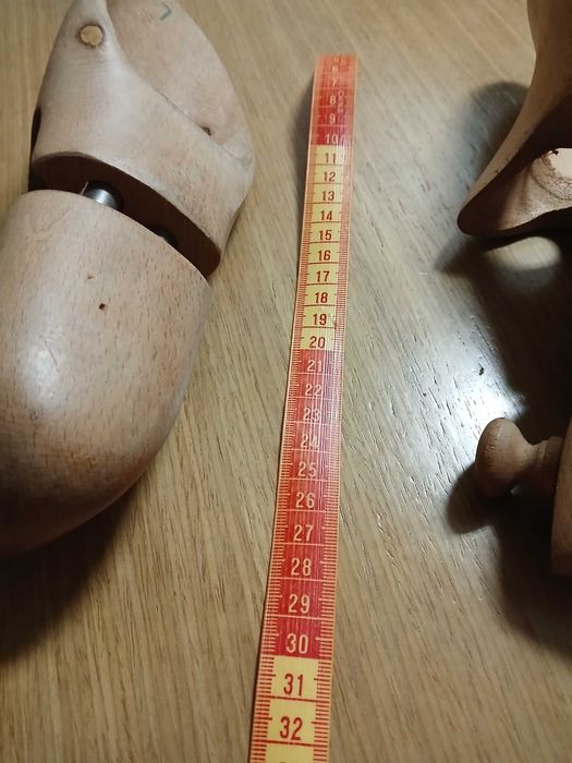 Forma de calçado tamanho 7 (30cm +/-)