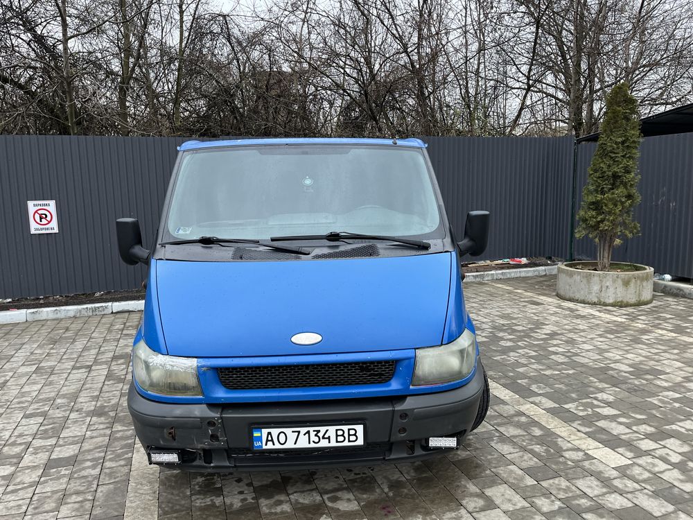 ford transit 2005