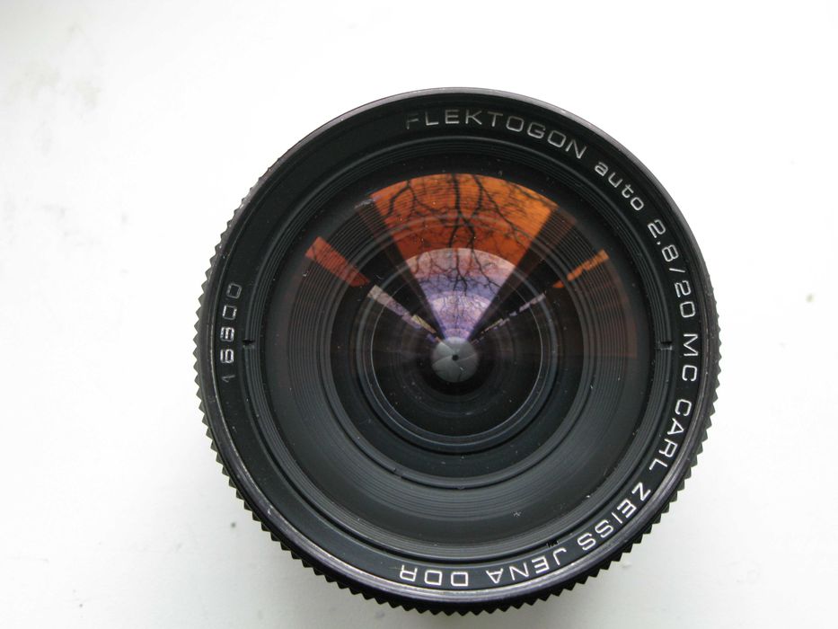 Carl Zeiss Jena Flektogon 20 mm f/ 2.8 MC