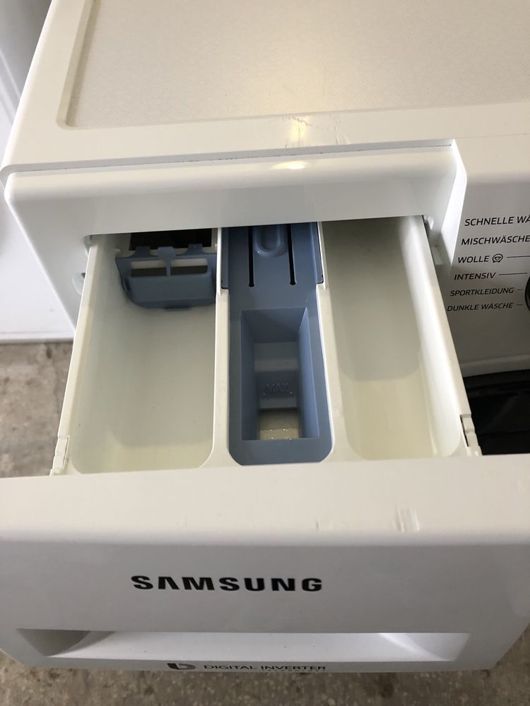 Пральна машина SAMSUNG 7 KG/WW7EK44205W.З Німеччини.