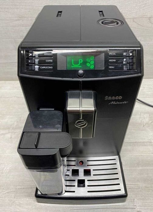 Saeco Minuto с Молочником