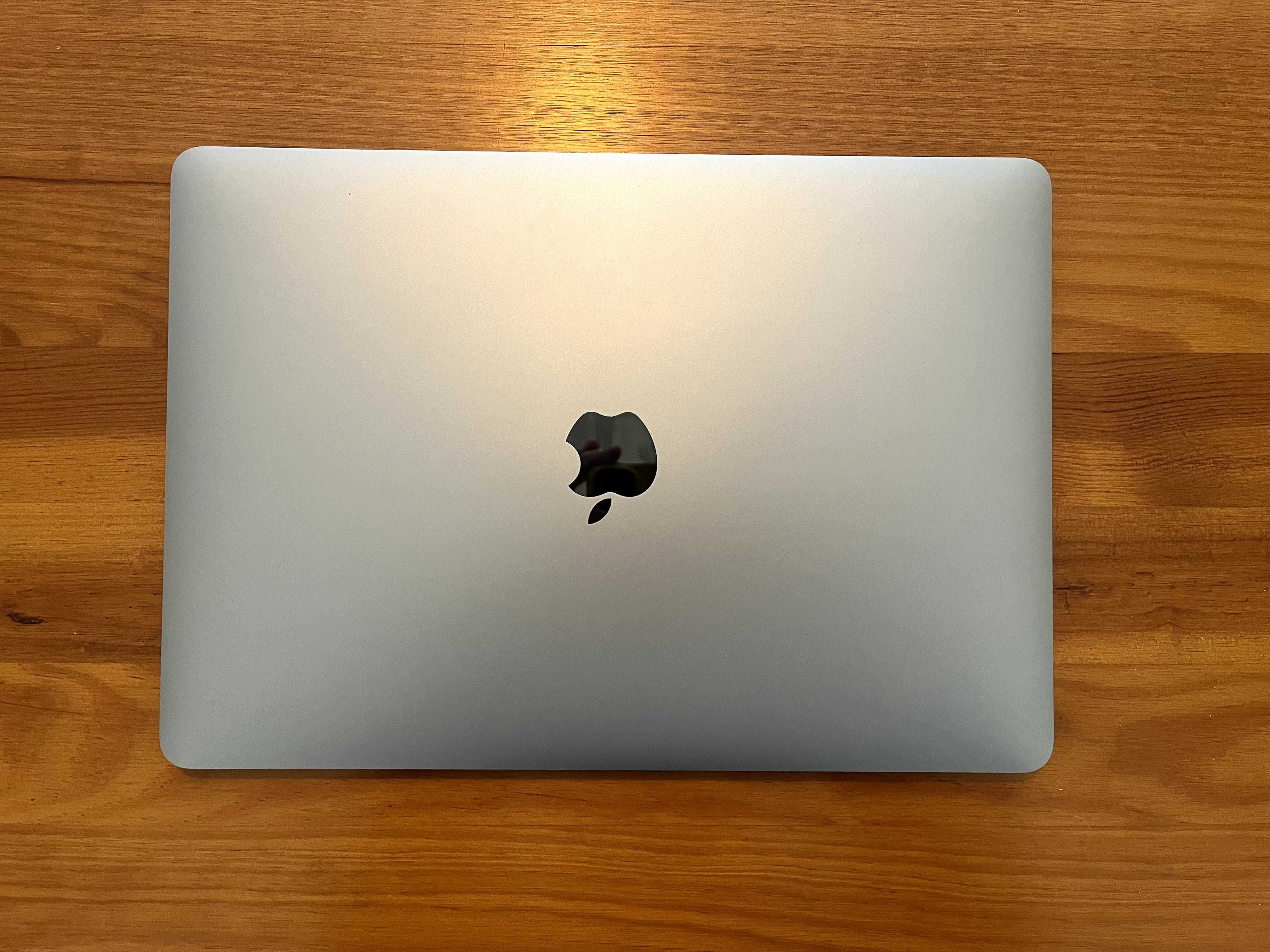 MacBook Air M1 com 16GB de RAM - Excelente Estado
