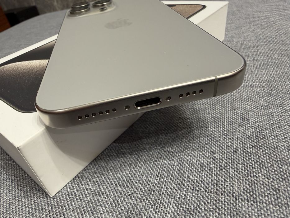 iPhone 15 Pro Max 256GB