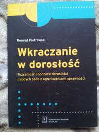 Sprzedam książkę Wkraczanie w dorosłość.