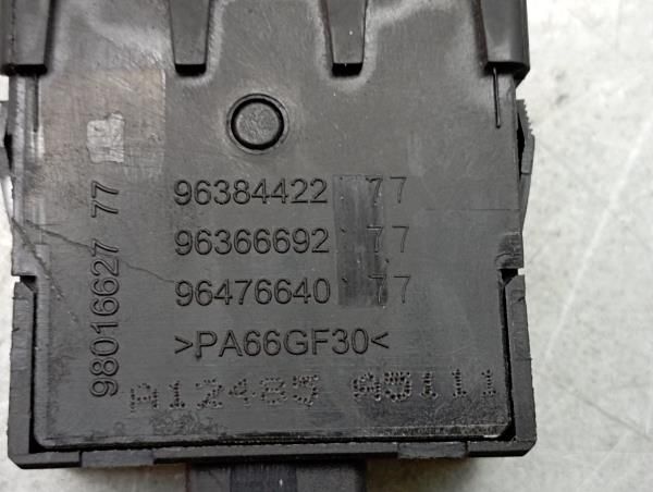 Botão / interruptor de luzes PEUGEOT 208