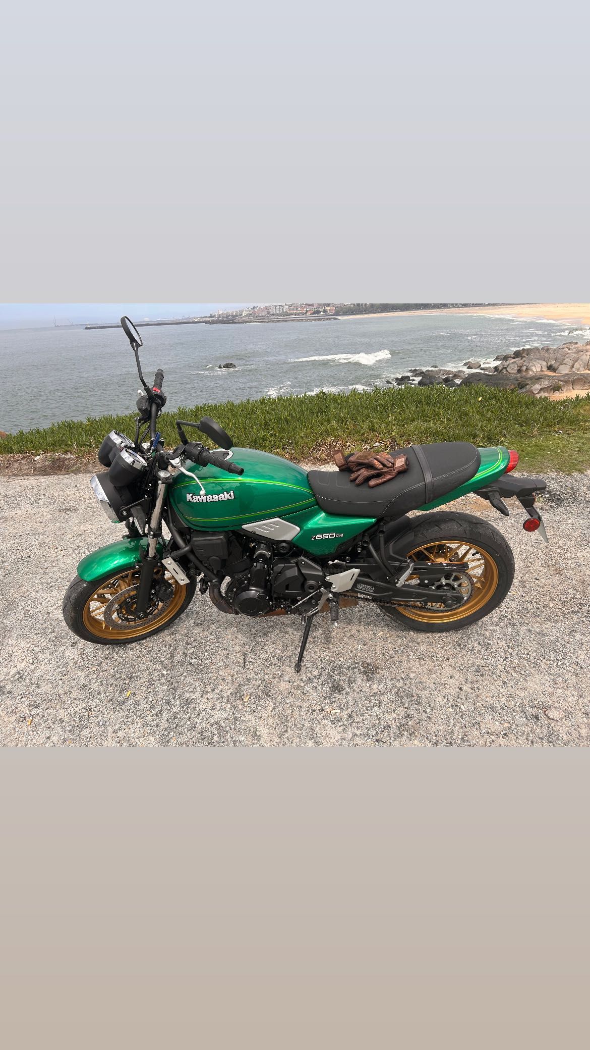Kawasaki Z650RS €6250