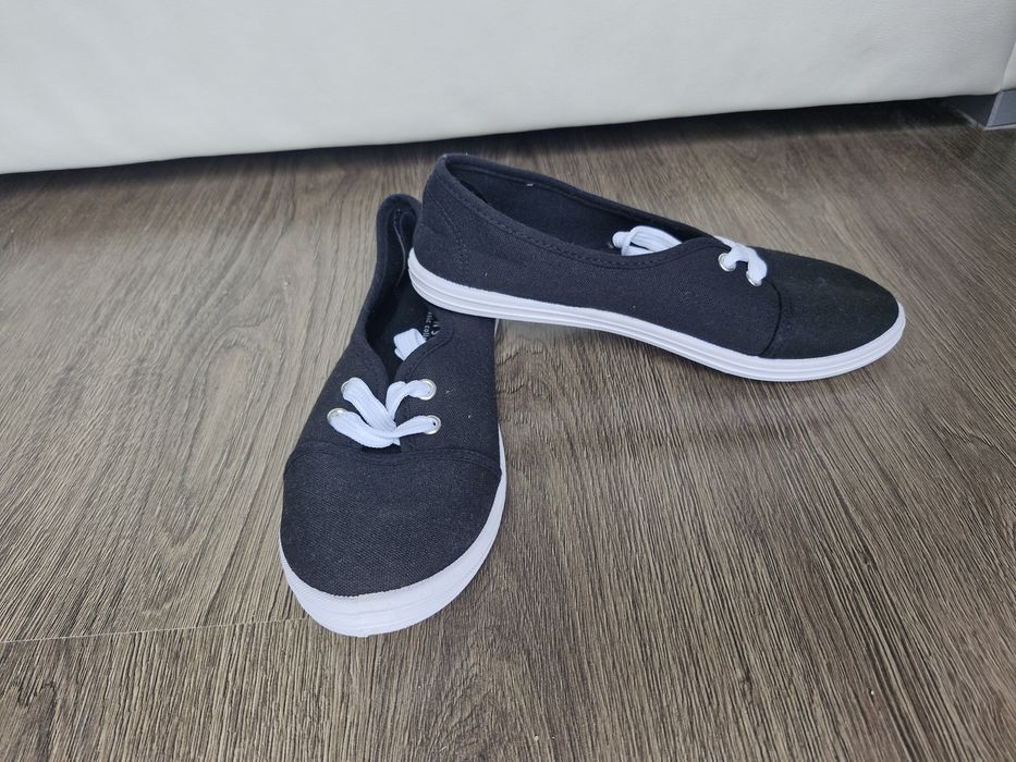 Trampki Sinsay NOWE (rozm 37)