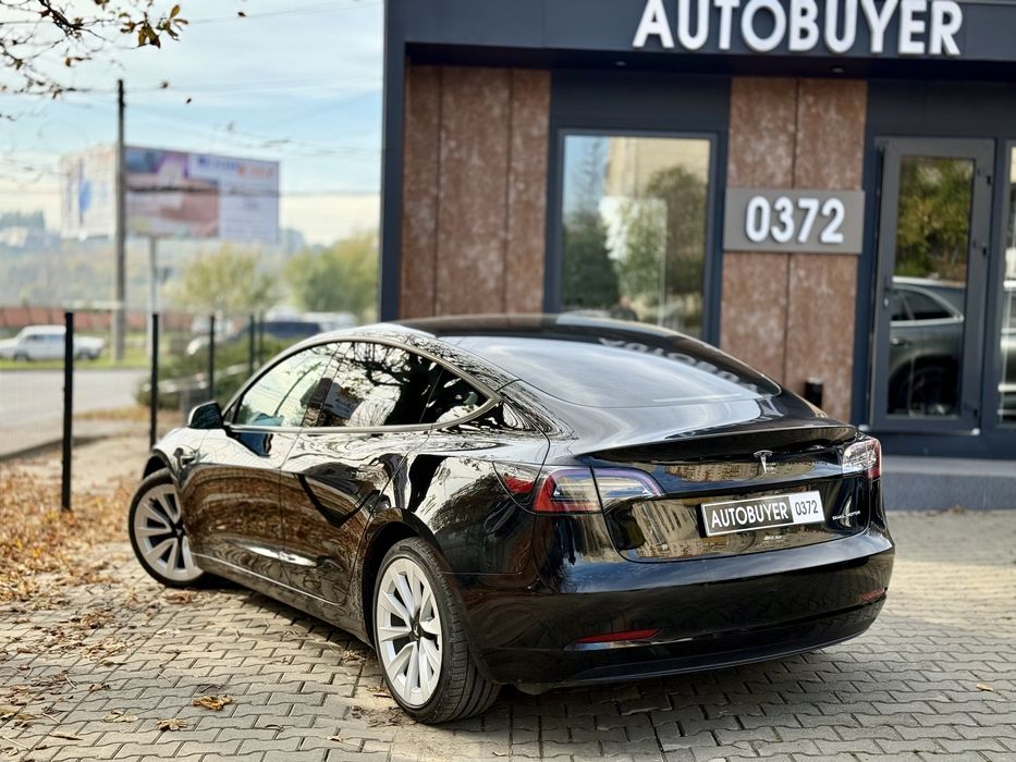 Tesla Model 3 Long Range DM