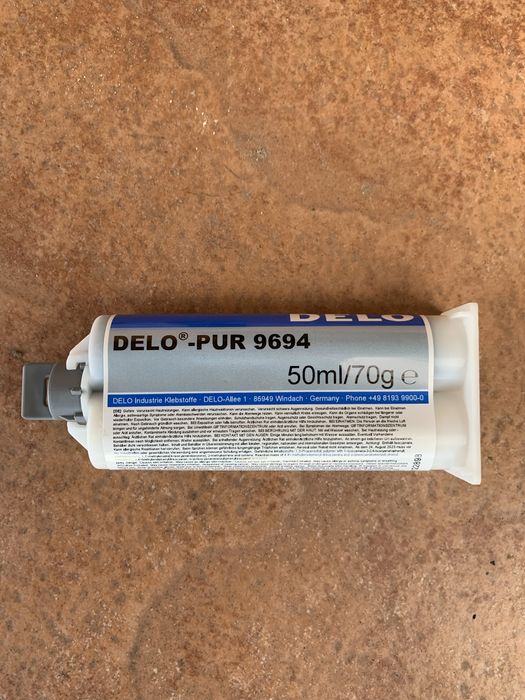 Двокомпонентний клей Delo-pur 9694