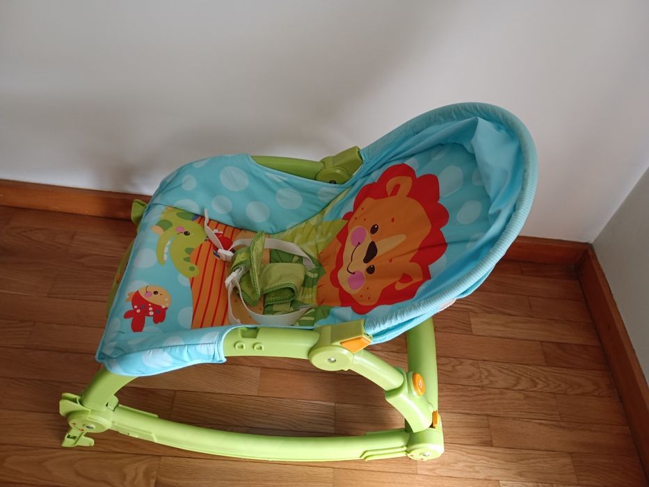 Espreguiçadeira Fisherprice/ cadeira criança