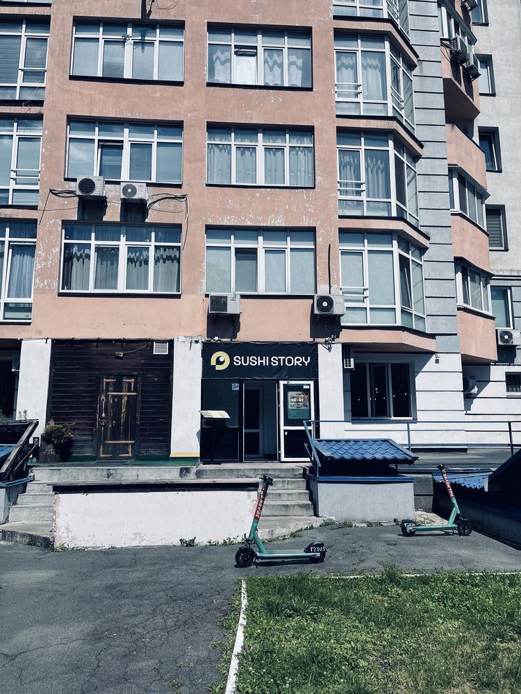 Оренда комерц. приміщення 65 м.кв. ЖК Лікоград, вул. Ю.Здановської 54