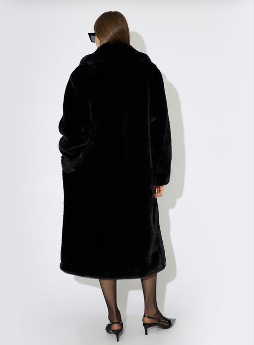 Шуба от бренда Coton