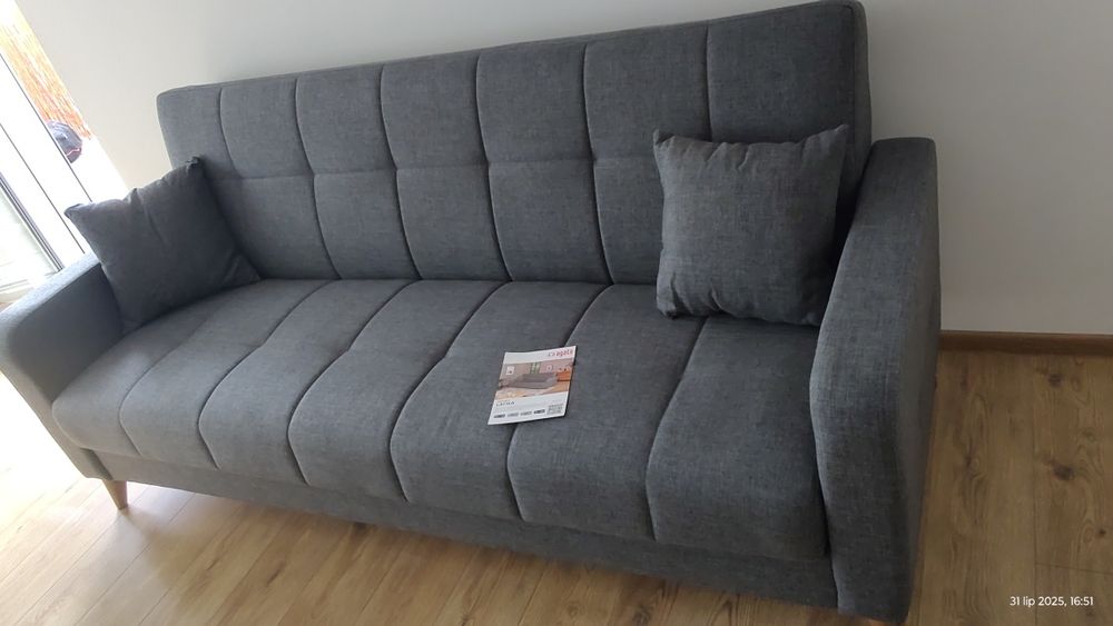 Wersalka, sofa , kanapa ciemnoszara, rozkładana, 2 poduszki. Nowa !