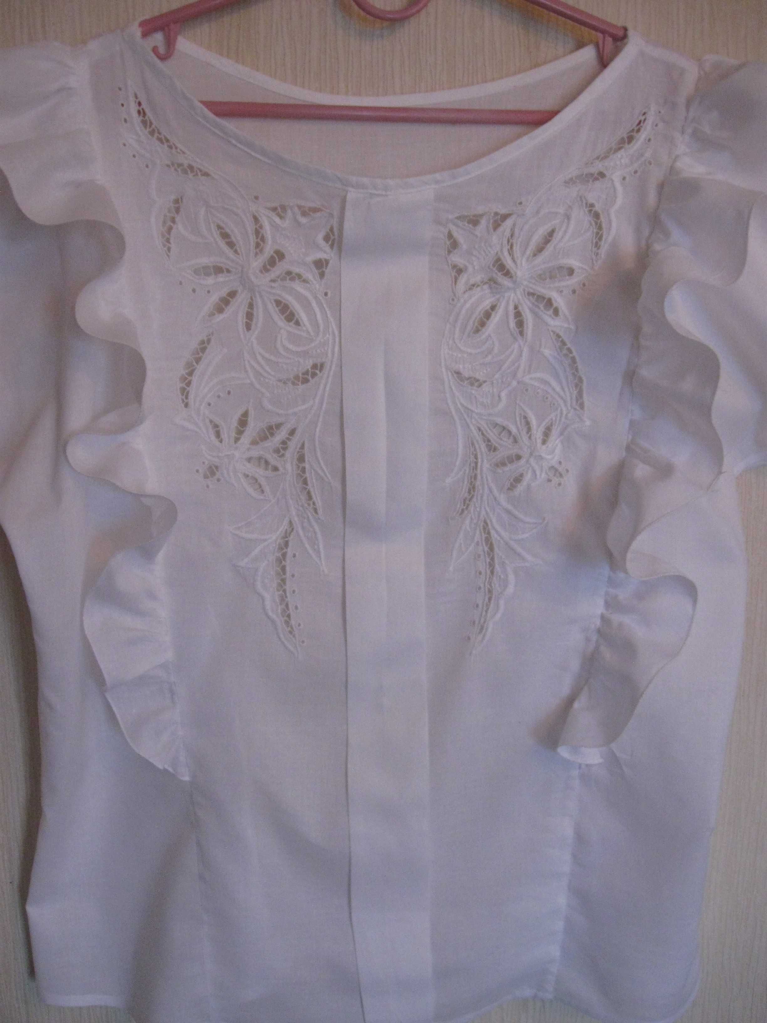 Блуза белая летняя, батист, прошва. Размер 50/XL.