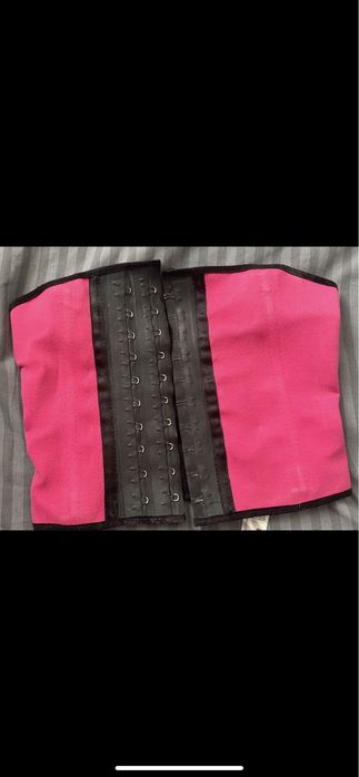 Утягуючий корсет