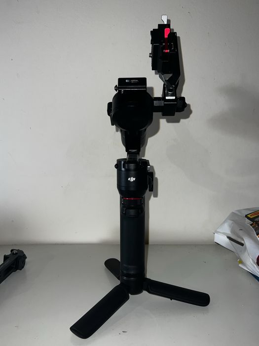 Dji RS3 Mini + Pega metálica