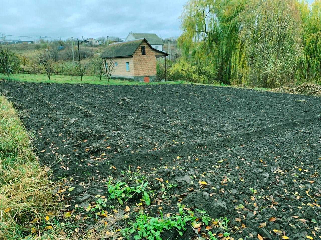 Земельна ділянка