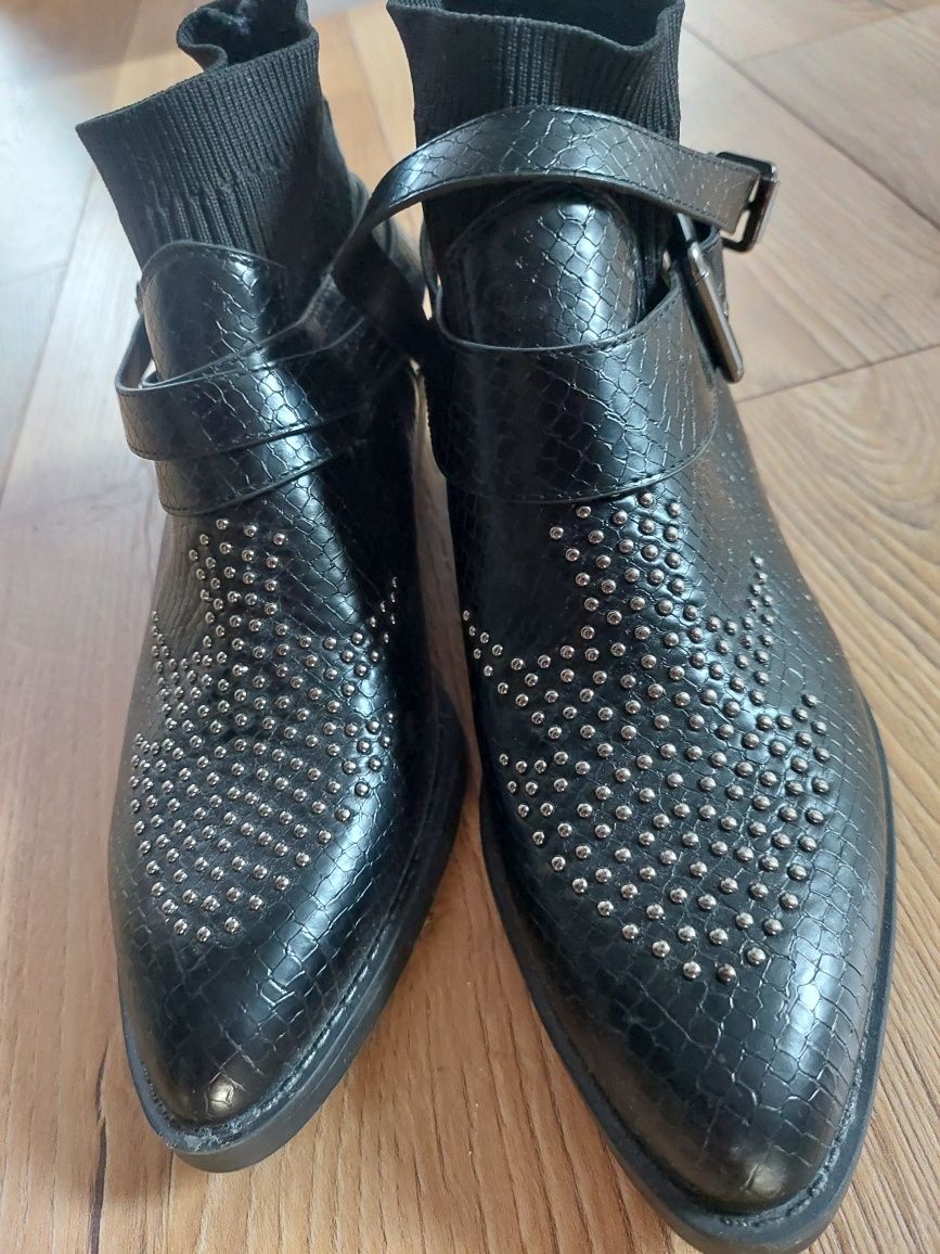 Buty kozaki botki 38 bershka cwieki skóra