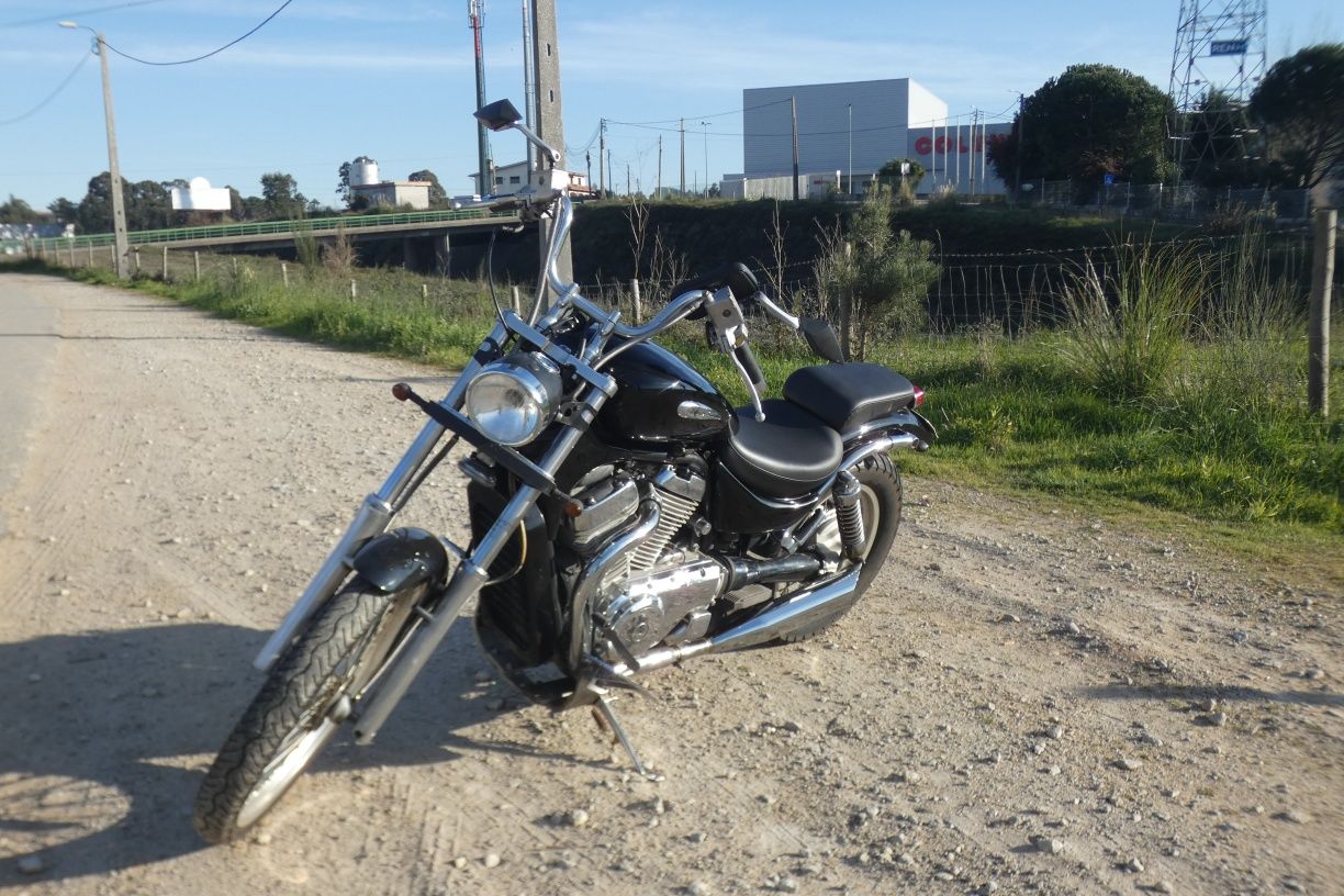 Suzuki intruder 800