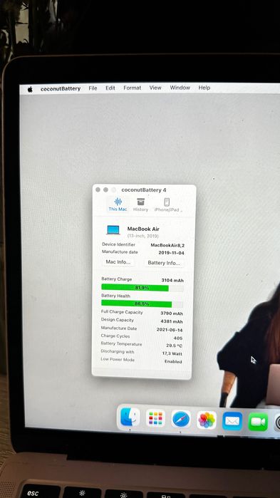 Продам макбук air13 2019 gold /rose gold