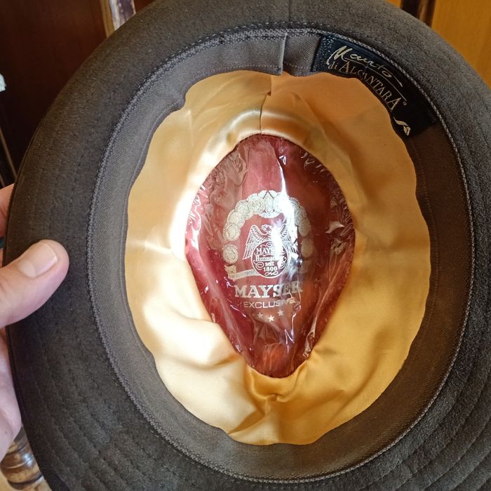 Kapelusz Mayser Alcantara typu Bucket hat , rozmiar 58 .