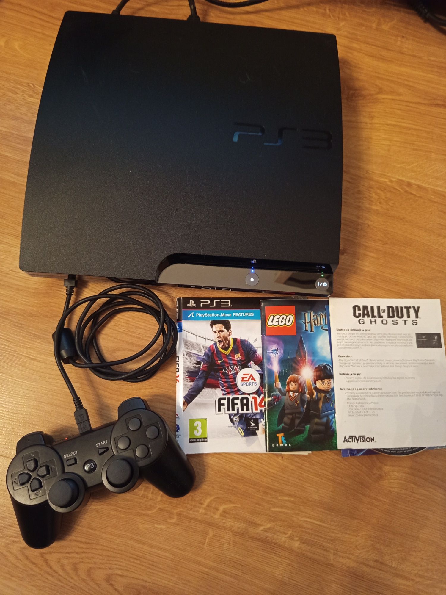 Konsola PS3 slim 320gb PlayStation 3 pad i gry