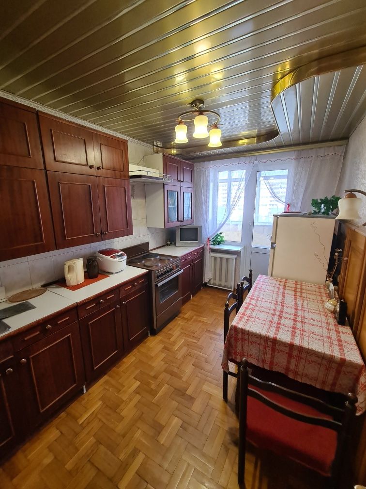 Продам большую ТРЕХ ком. квартиру (70кв.м) ул. Рабочая, 65