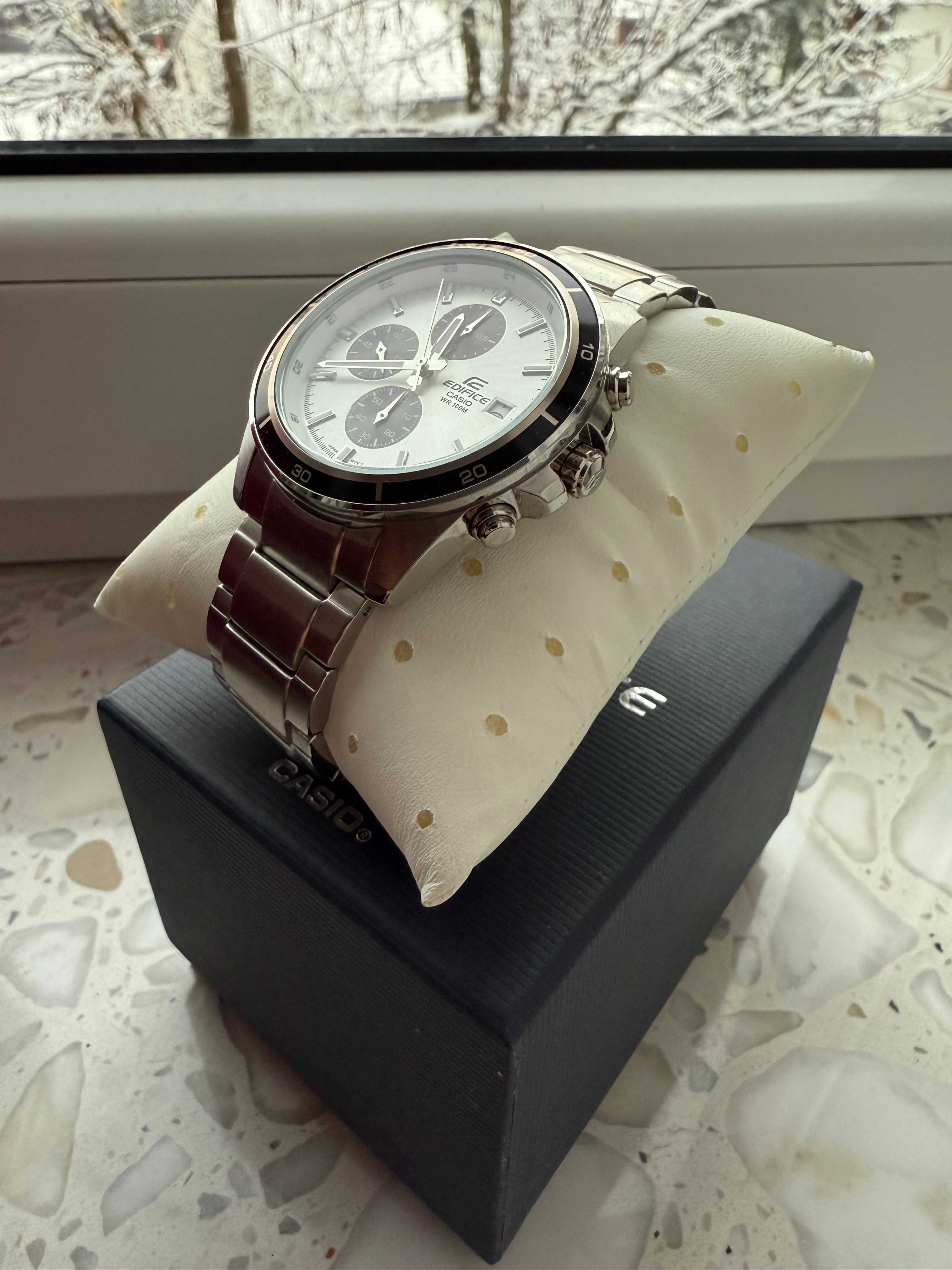 Zegarek Casio EFR-526L jak nowy
