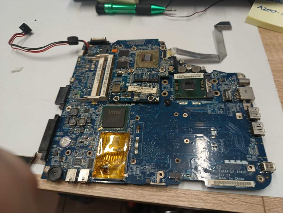 Płyta glówna+Procesor Intel 1.60/1M/533 do Toshiba Satellite A200-1S9.