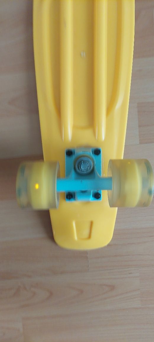 Skate Olsson & Brothers - Banana 22" Rueda