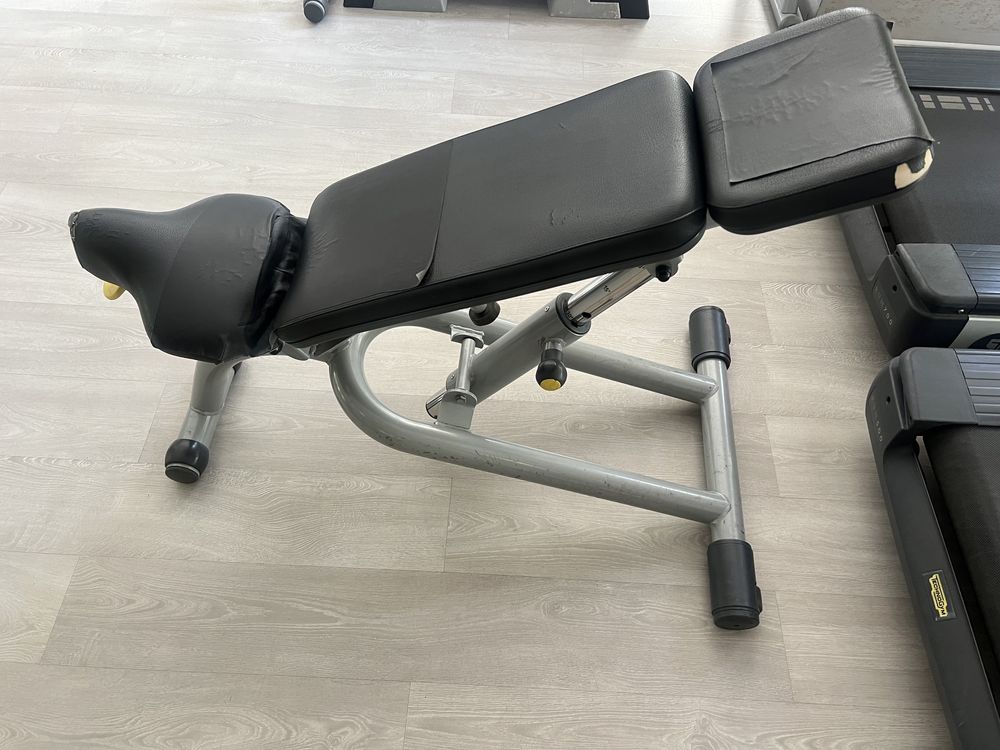 Bancos de musculacao   technogym