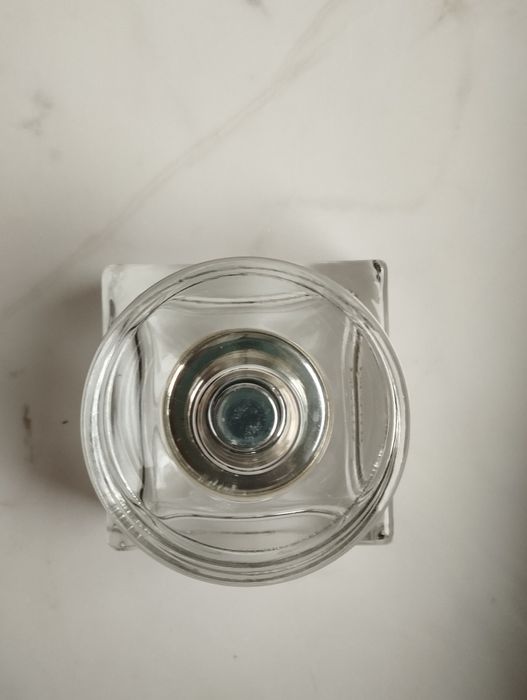 Ozdoba toaletki, szklana buteleczka po perfumach Gucci, nienapełnialna