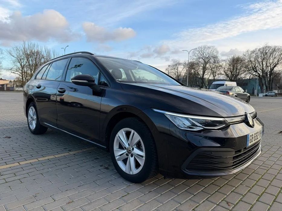 Volkswagen Golf 48000zł netto HYBRYDA Bezwypadkowy nie lakierowany