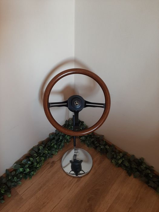 Kierownica drewniana drewno Momo Mercedesa w124 w123 w126 w201 w107 G