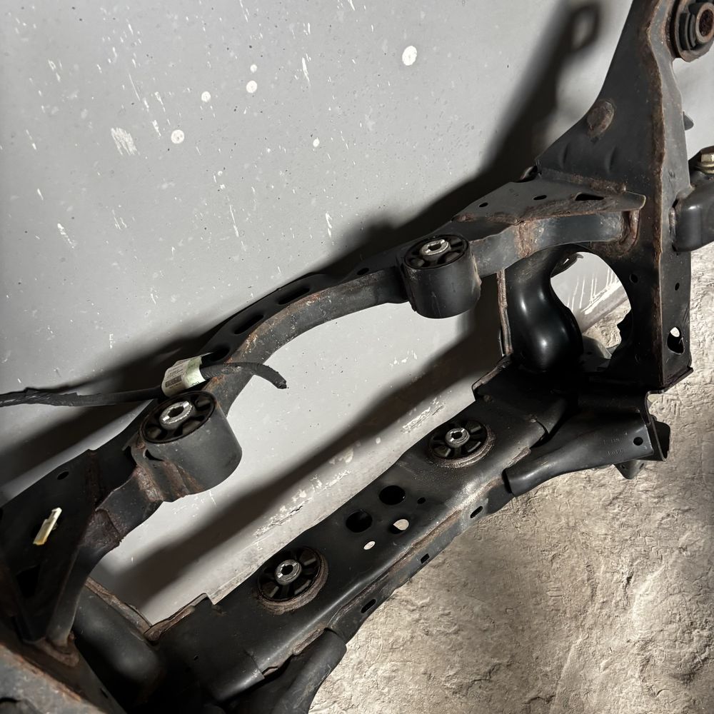 подрамник задний балка подушка Ford Edge 2 2015-2024 2.0 2.7 3.5