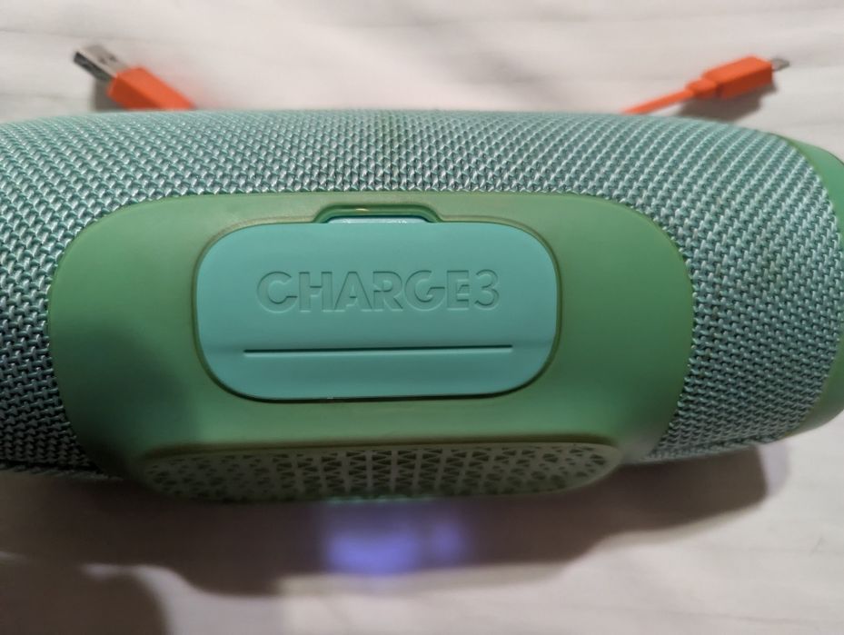 Блютуз колонка JBL Charge 3