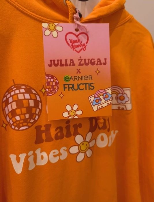 Bluza Julia Żugaj x Garnier Fructis