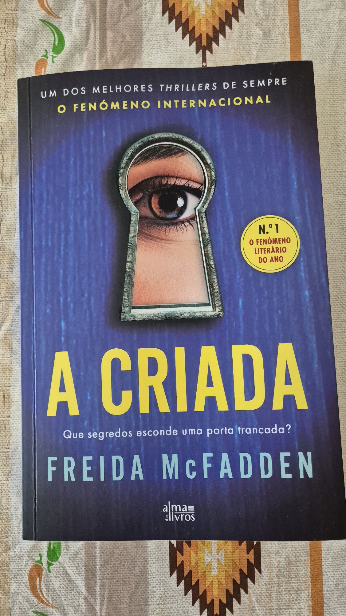 Livro "A Criada" de Freida McFaden