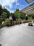 Apartamento T3 com grande terraço, lugar de garagem e arrumo