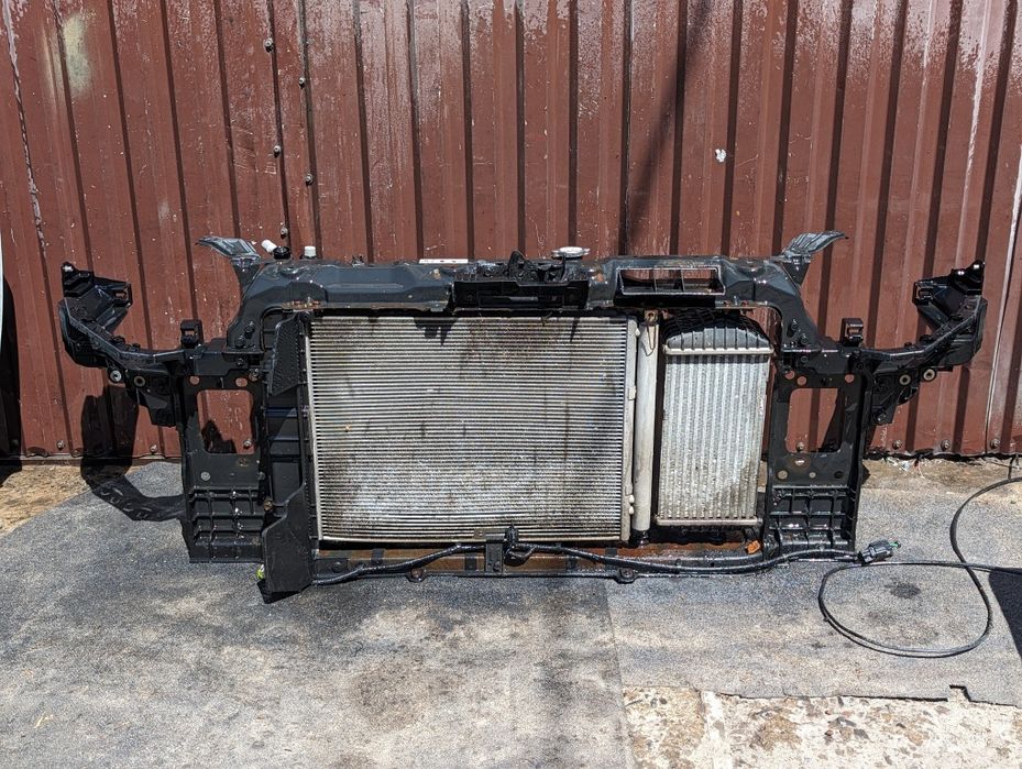 Телевізор касета радіаторів hyundai i30  64101A6000