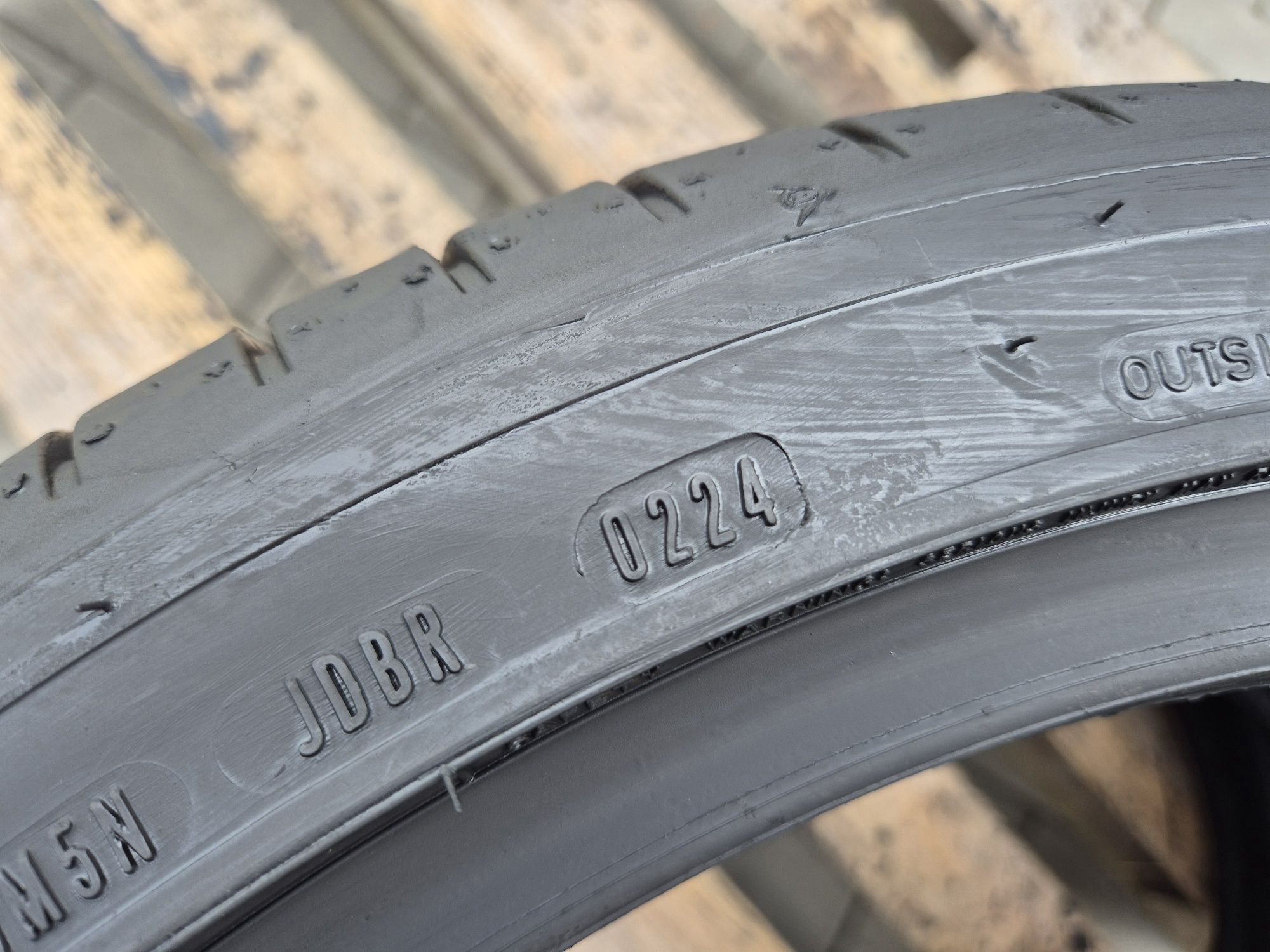 225/40/18 92Y Dunlop Sport Maxx RT 2. Jak nowe  7,5mm 2024.r