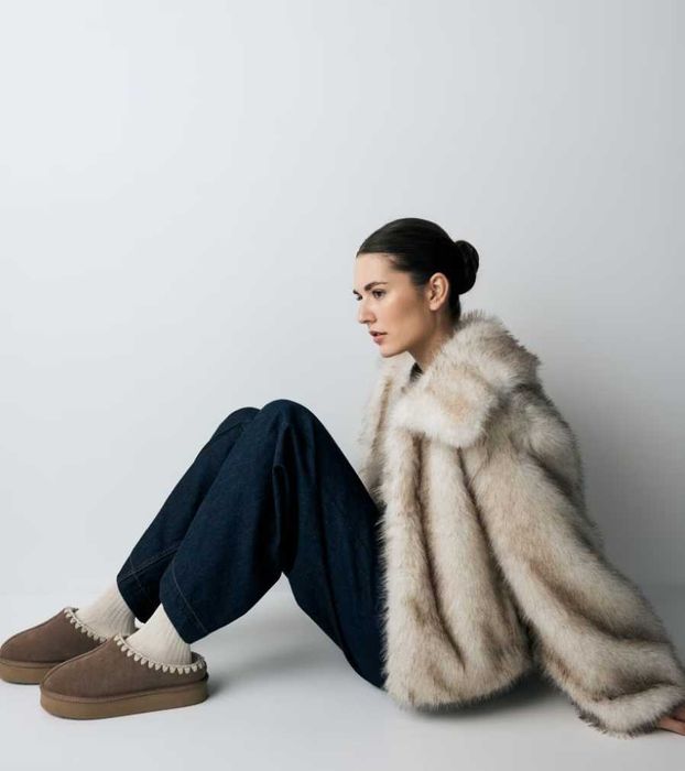 Sztuczne futerko z kołnierzem