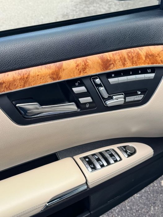 Продам Mercedes-Benz W221 S550