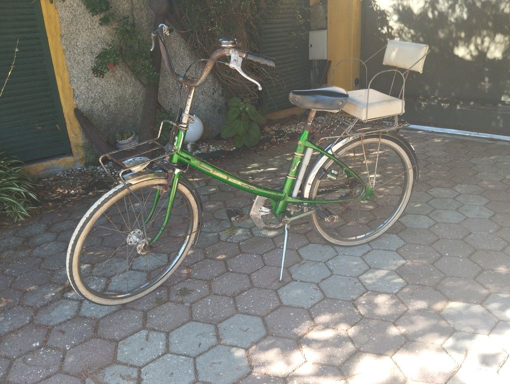Bicicleta antiga Peugeot