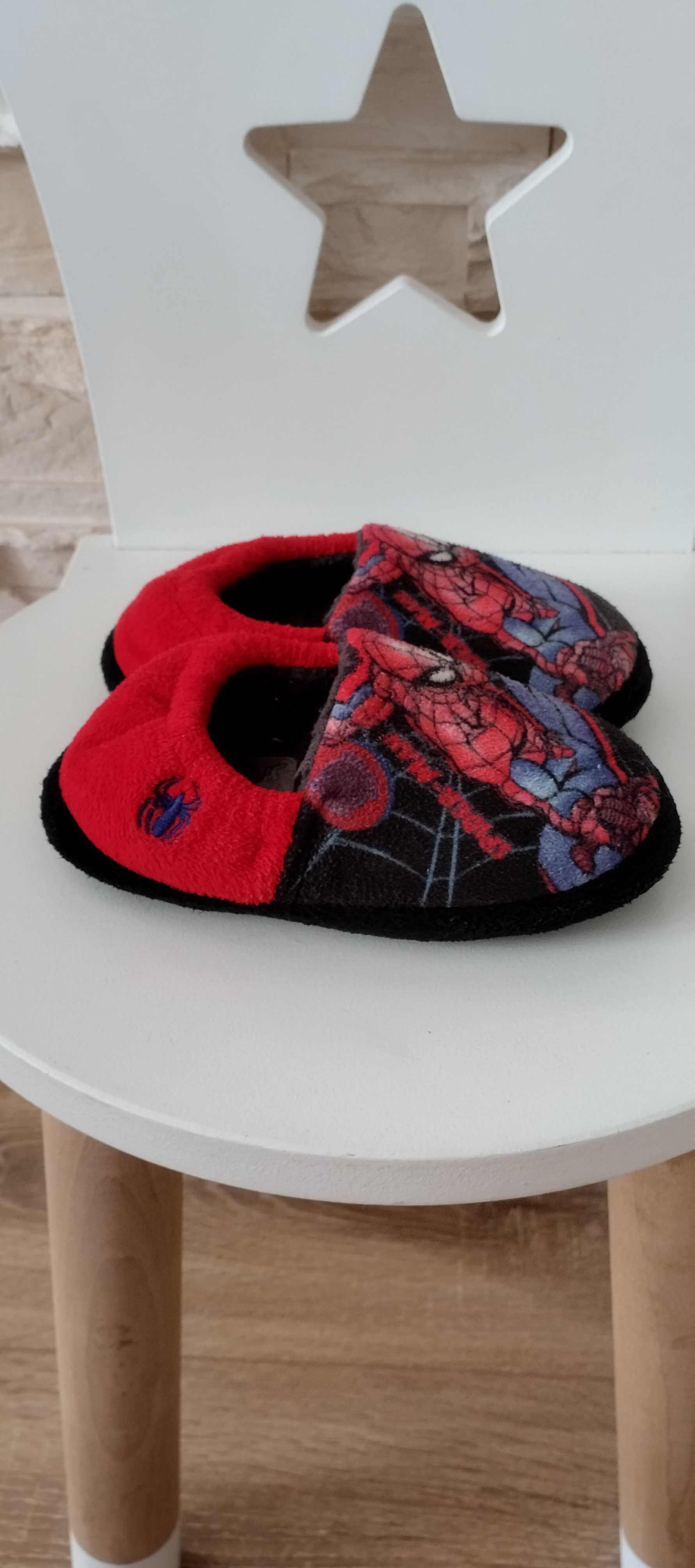 Kapcie dla chłopca Spiderman r. 23