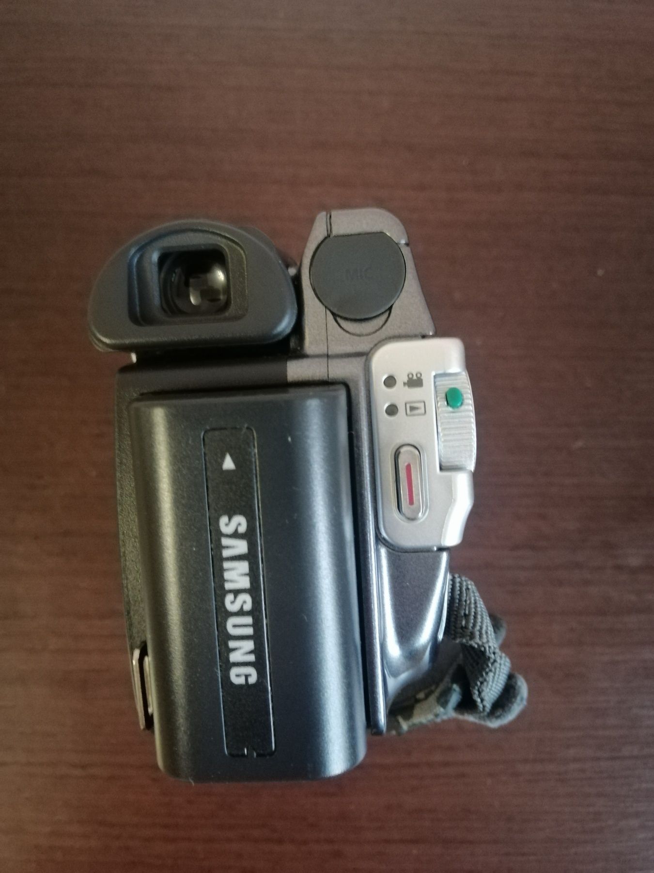Видеокамера Samsung vp-dc161 pal