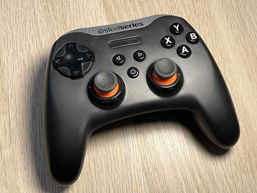 Comando SteelSeries Stratus XL